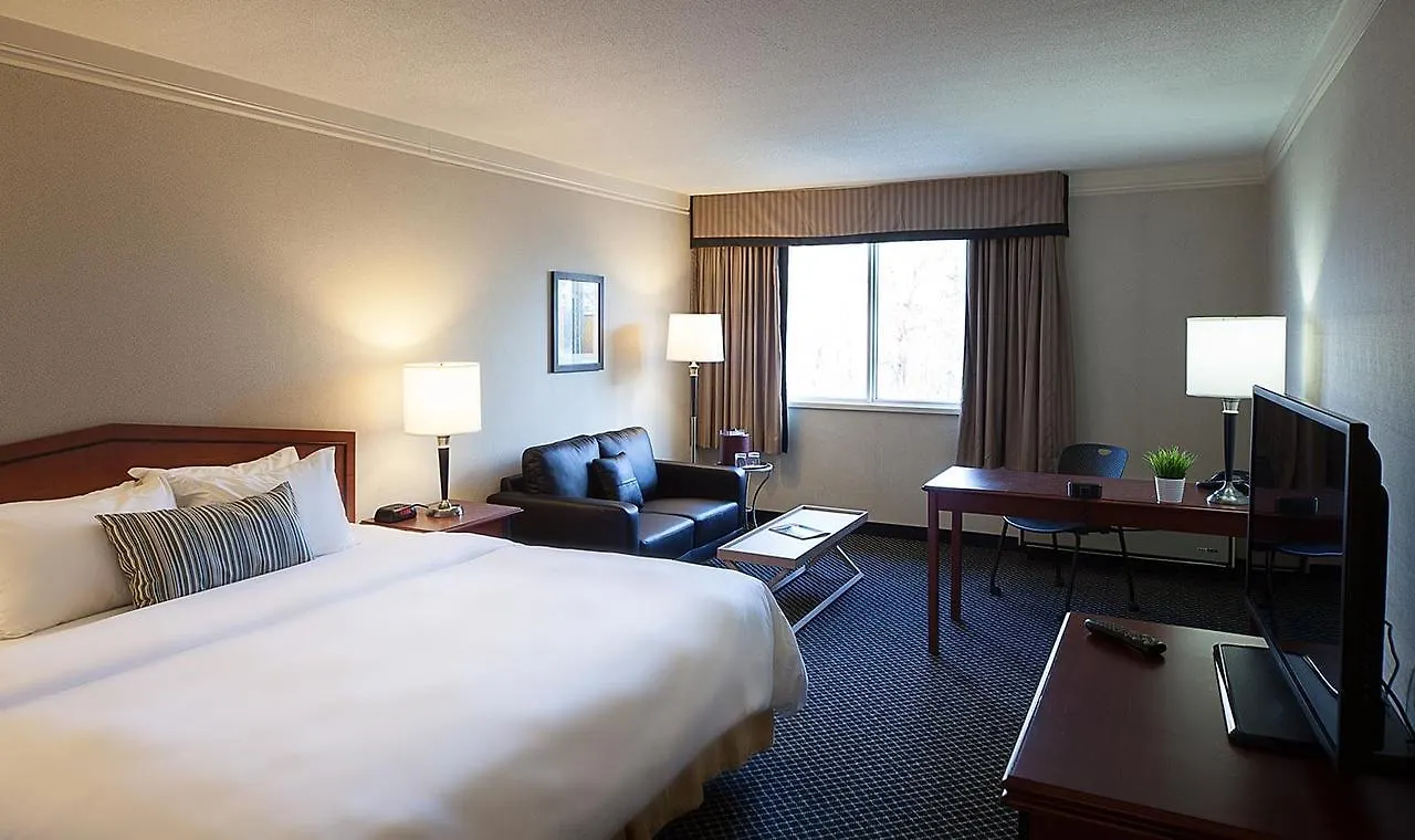 Toronto Don Valley Hotel And Suites