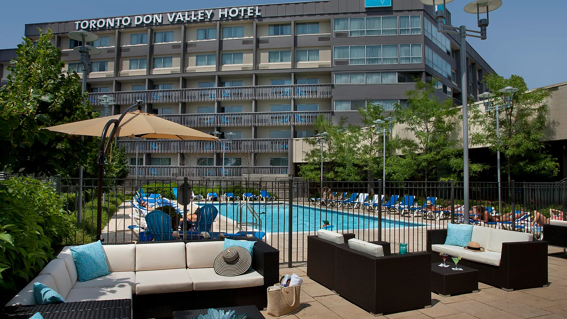 Toronto Don Valley Hotel And Suites