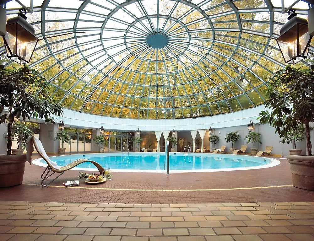 ***  Toronto Don Valley Hotel And Suites Canada