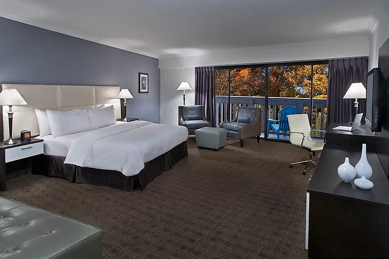 Toronto Don Valley Hotel And Suites