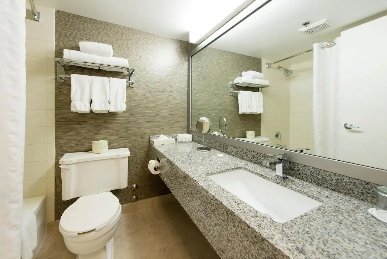 Toronto Don Valley Hotel And Suites