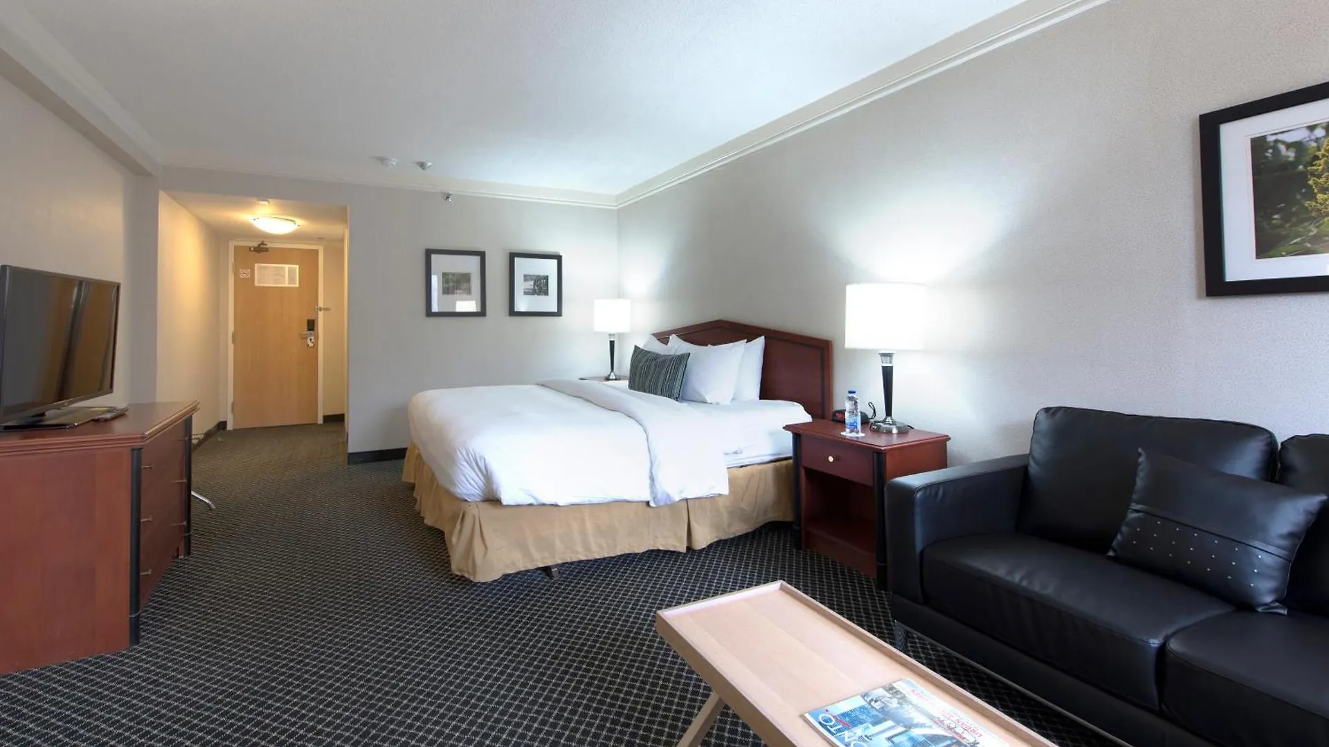 Toronto Don Valley Hotel And Suites