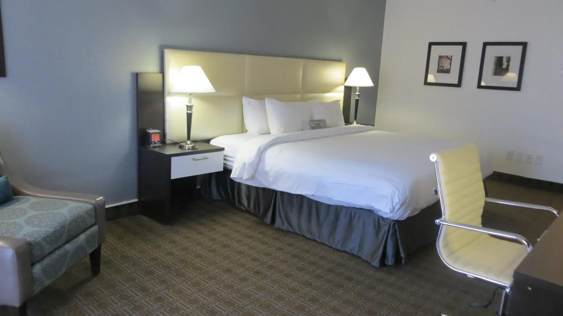 Toronto Don Valley Hotel And Suites 3*,  Canada