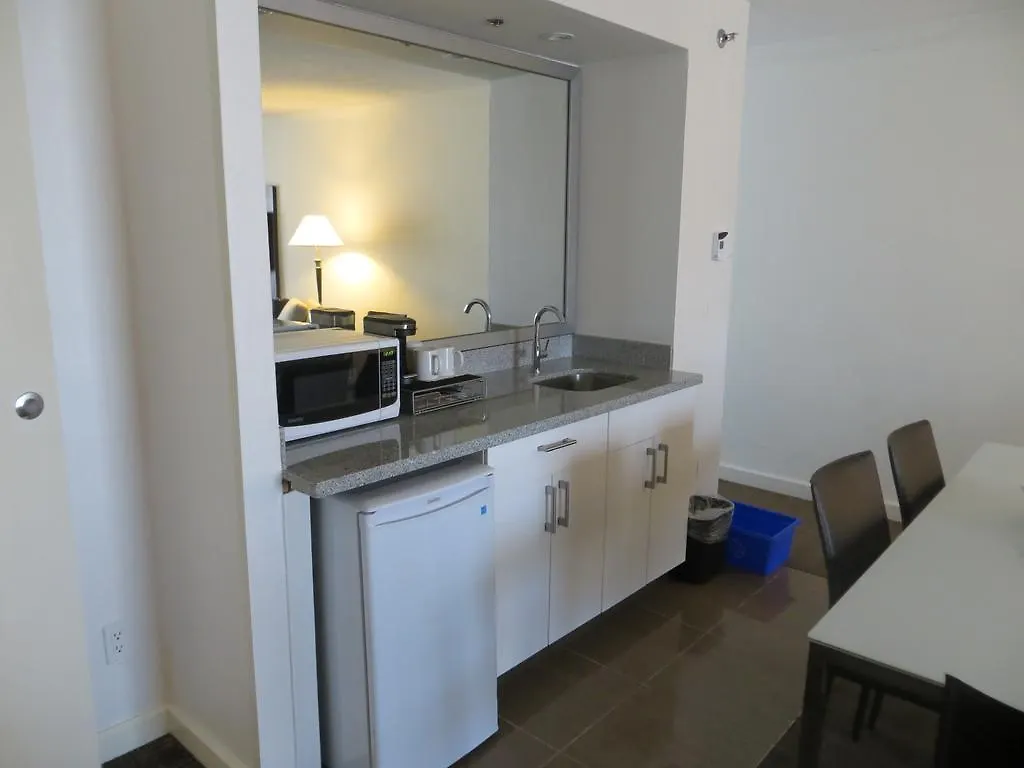 Toronto Don Valley Hotel And Suites 3*,  Canada