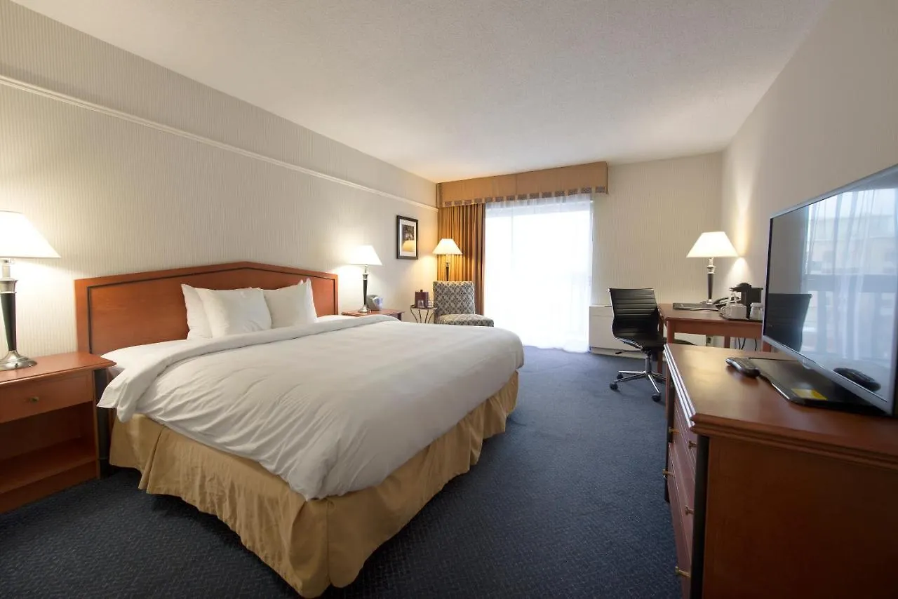 Toronto Don Valley Hotel And Suites 3*,  Canada